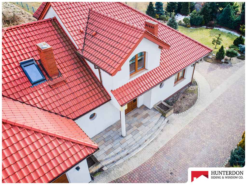 Tips for Selecting a Roof Shingle Color